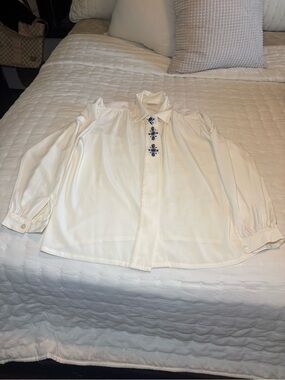 Koret Women's Ivory Embroidered Button-Up
Blouse Size Large Long Sleeve
